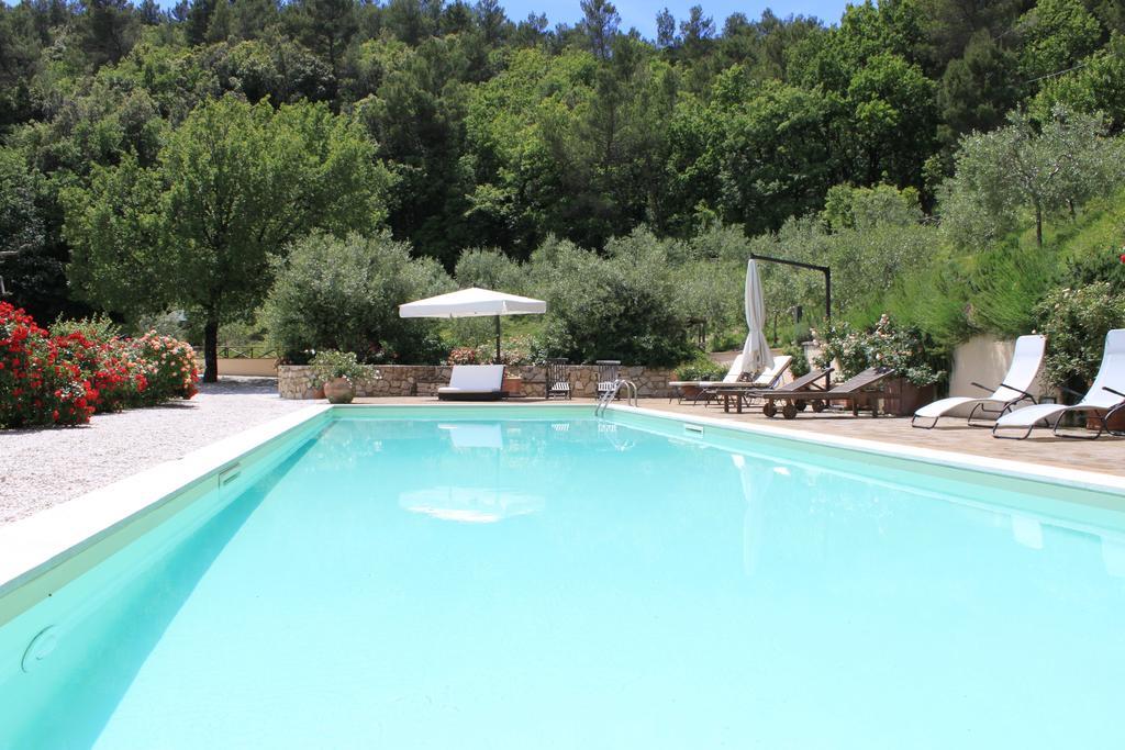Torre Del Falco Guest House Сполето Екстериор снимка