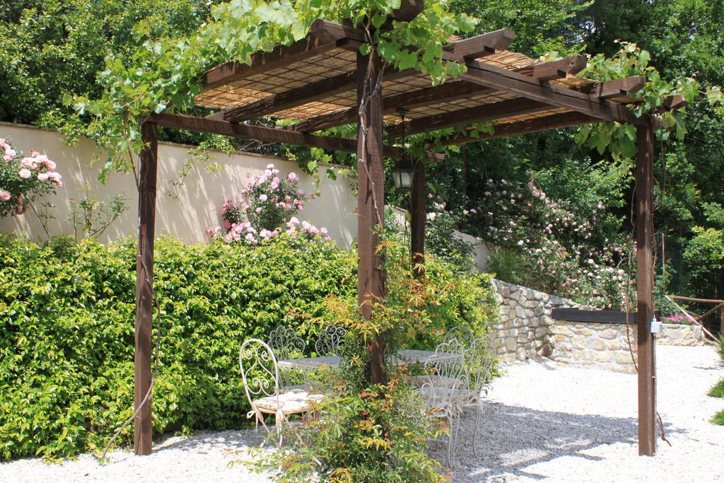 Torre Del Falco Guest House Сполето Стая снимка