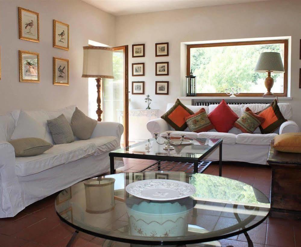 Torre Del Falco Guest House Сполето Екстериор снимка