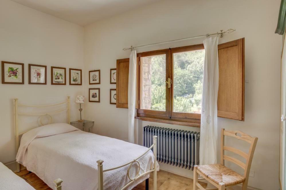 Torre Del Falco Guest House Сполето Екстериор снимка