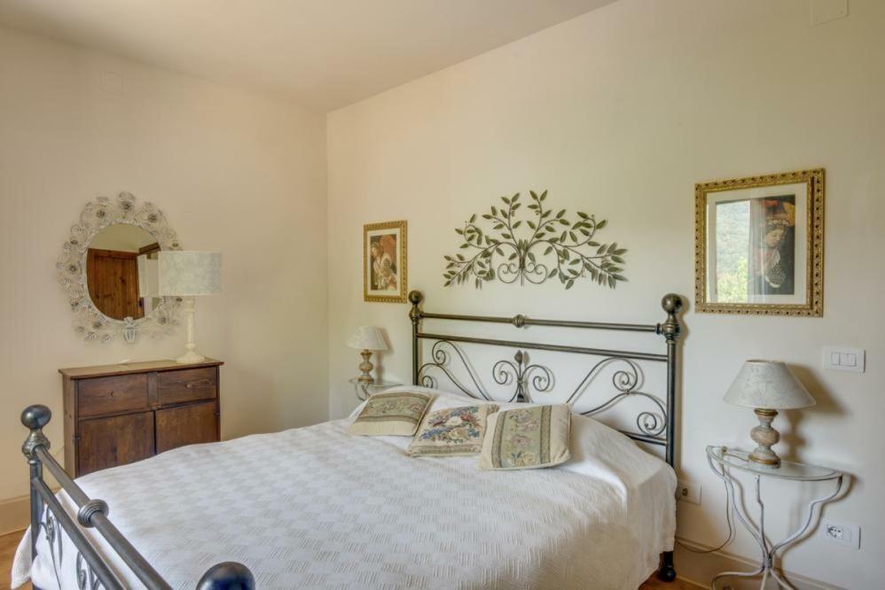 Torre Del Falco Guest House Сполето Екстериор снимка
