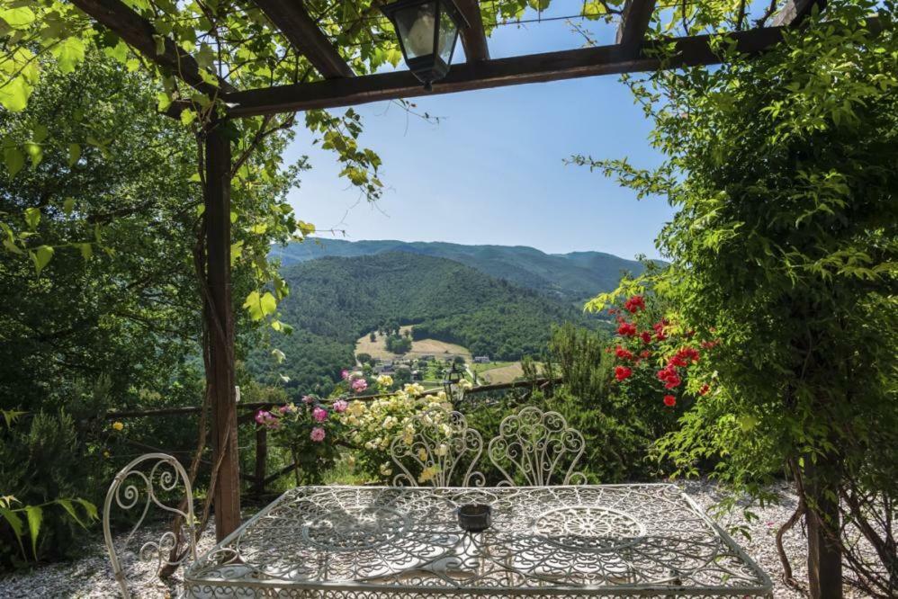Torre Del Falco Guest House Сполето Екстериор снимка